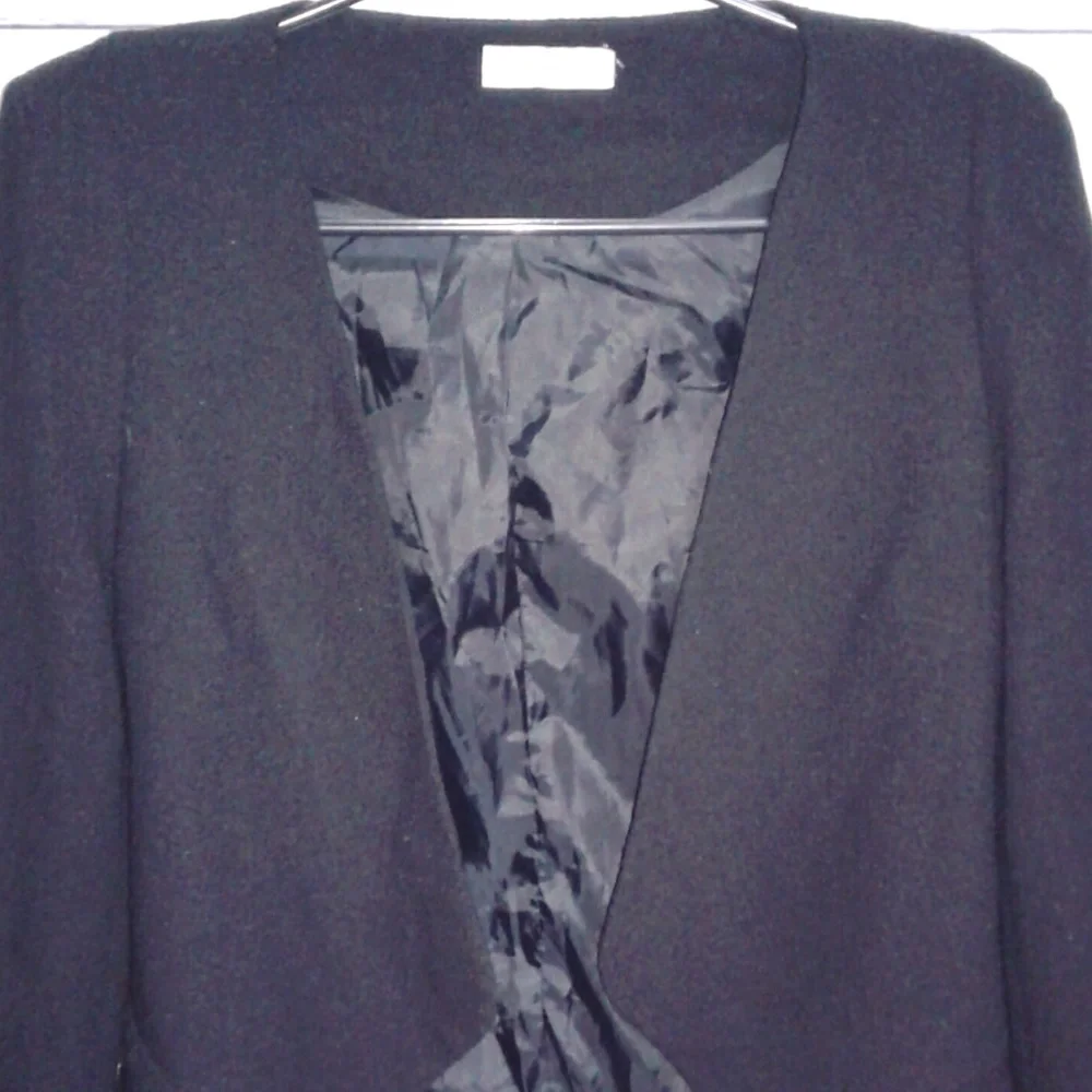 The Impeccable Pig Black Open Front Blazer - Picture 2 of 5